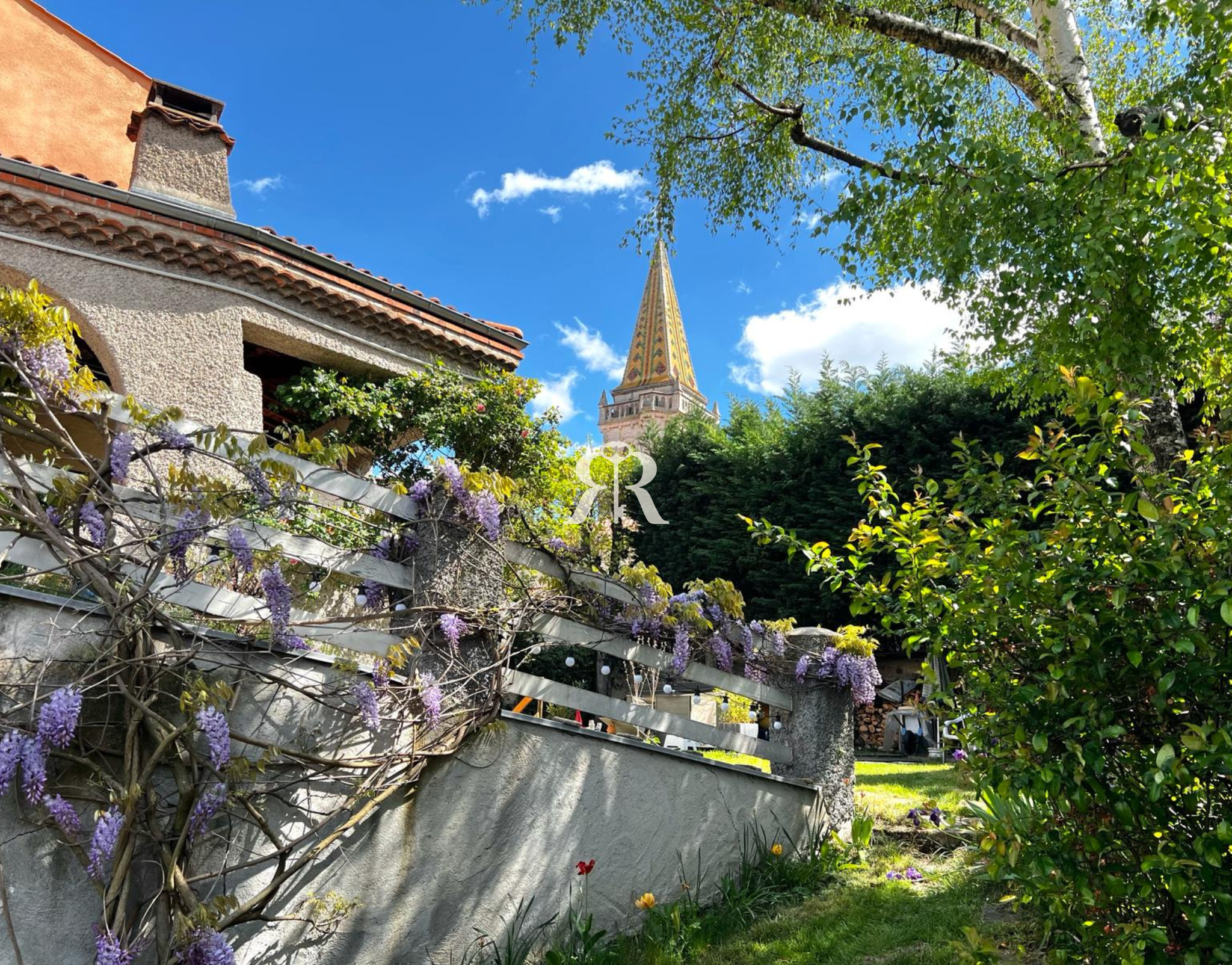 Maison à vendre à Orcet, 231 m², 7 pièces – photo 1 sur 14