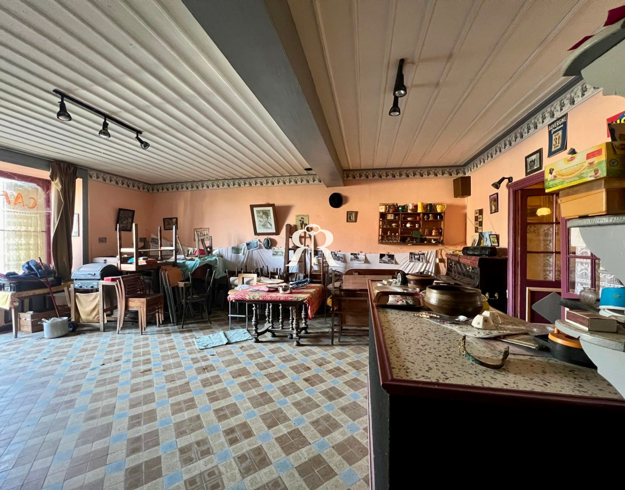 Maison à vendre à Brousse, 255 m², 11 pièces – photo 2 sur 19