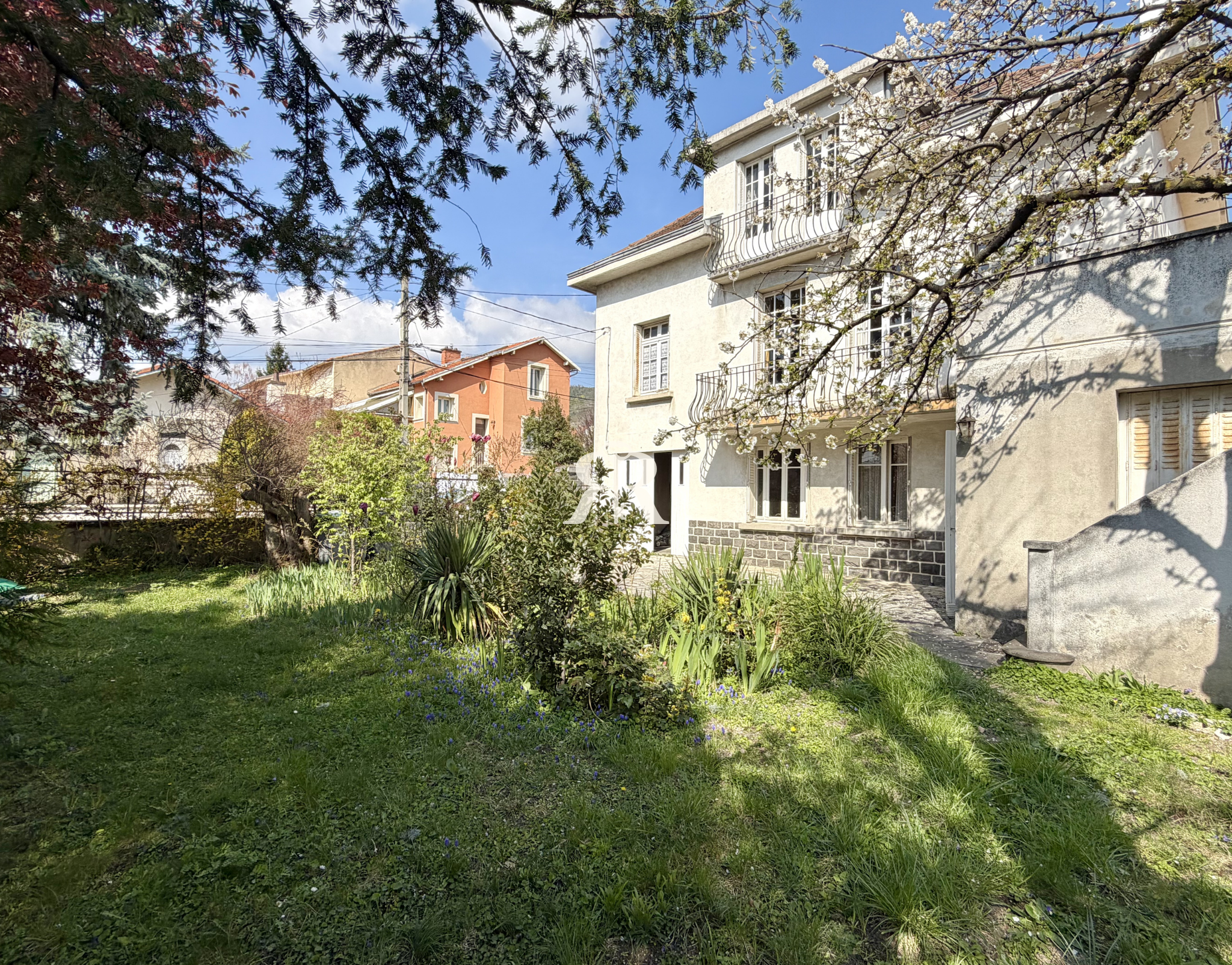 Maison à vendre à Clermont ferrand, 226 m², 12 pièces – photo 2 sur 20